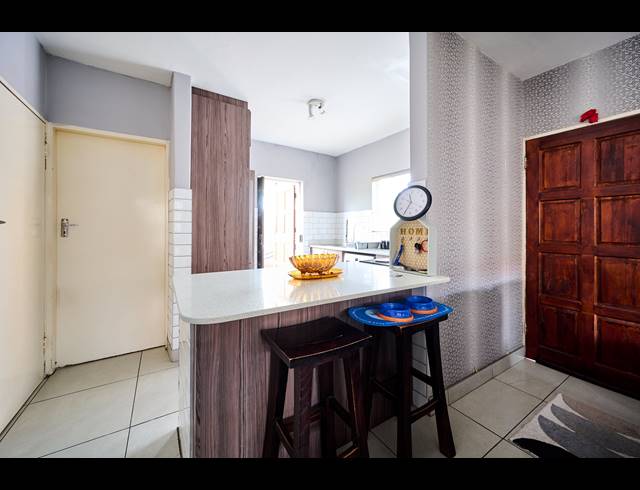 2 BEDROOM DUPLEX FOR SALE IN HALFWAY GARDENS